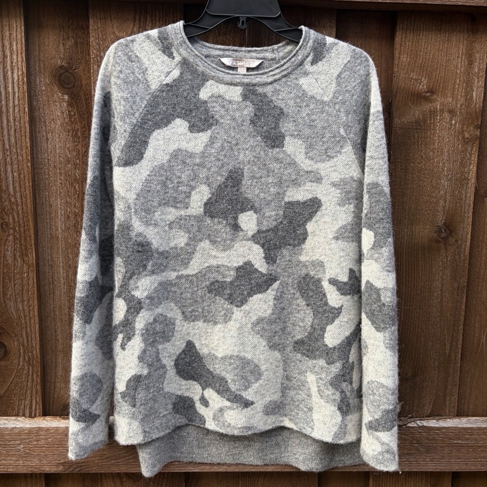 Athleta Sweater Gray Camo Size Small Alpaca Merino Wool Blend